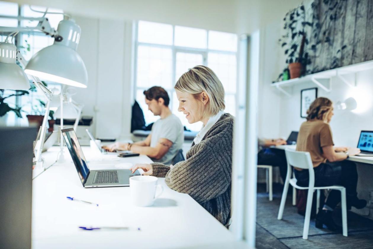 Detaillierte Übersicht verschiedener Investment-Instrumente und Marktentwicklungen